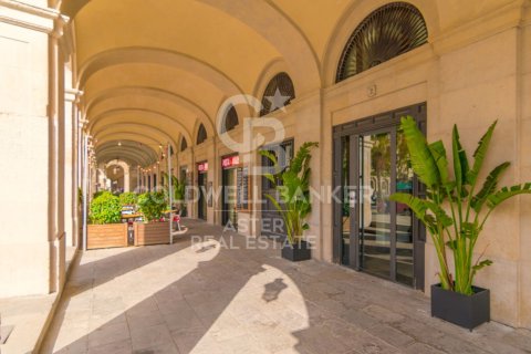 3 bedrooms apartment for sale in Barcelona, Catalonia, Spain № 7913 - photo 9