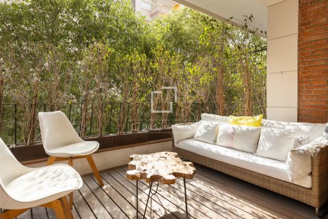 3 bedrooms apartment for sale in Barcelona, Catalonia, Spain № 8494