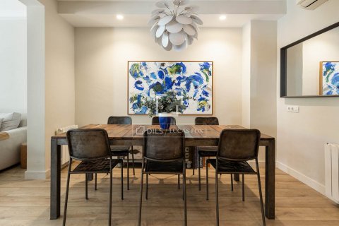 3 bedrooms apartment for sale in Barcelona, Catalonia, Spain № 8494 - photo 13