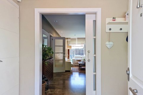 3 bedrooms villa for sale in Vilanova i la Geltru, Barcelona, Catalonia, Spain № 8495 - photo 5