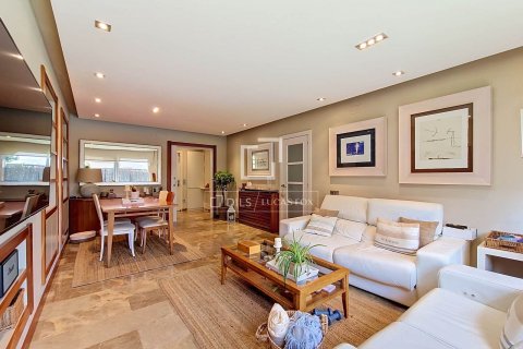 3 bedrooms villa for sale in Vilanova i la Geltru, Barcelona, Catalonia, Spain № 8495 - photo 2