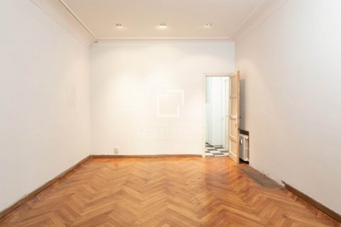 5 chambres apartment à vendre à Barcelona, Catalonia, Spain № 8493 - photo 8