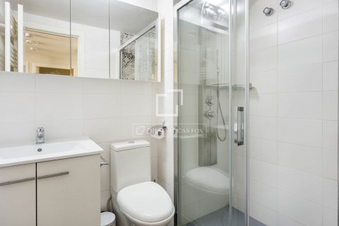 2 bedrooms penthouse for sale in Barcelona, Catalonia, Spain № 8490 - photo 9