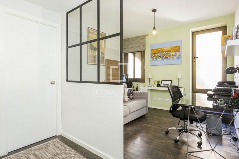 2 bedrooms penthouse for sale in Barcelona, Catalonia, Spain № 8490 - photo 24