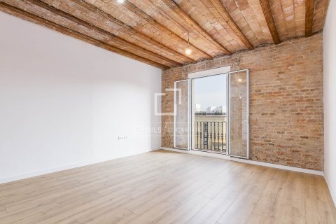 Apartamento de 2 dormitorios en venta en Barcelona, Cataluña, Spain № 4309 - foto 6
