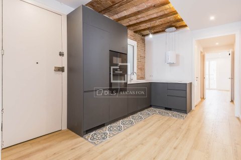 Apartamento de 2 dormitorios en venta en Barcelona, Cataluña, Spain № 4309 - foto 15