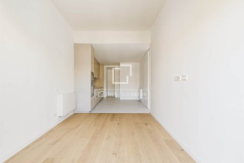 1 bedroom apartment for sale in Barcelona, Catalonia, Spain № 4311 - photo 10