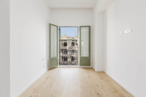 1 bedroom apartment for sale in Barcelona, Catalonia, Spain № 4311 - photo 23