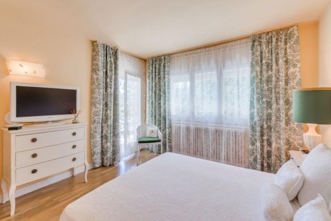 6 bedrooms house for sale in Sant Cugat Del Valles, Barcelona, Catalonia, Spain № 6627 - photo 13