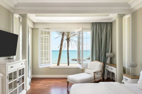 6 bedrooms house for sale in Sitges, Barcelona, Catalonia, Spain № 6631 - photo 17