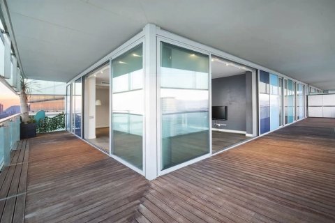 3 bedrooms apartment for sale in Barcelona, Catalonia, Spain № 6625 - photo 27