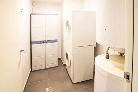 3 bedrooms apartment for sale in Barcelona, Catalonia, Spain № 6625 - photo 13