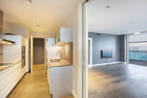 3 bedrooms apartment for sale in Barcelona, Catalonia, Spain № 6625 - photo 7