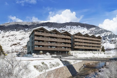 Apartamento de 3 dormitorios en venta en Principado De Andorra (Ninguna Poblacion Tiene C.P.), Lérida, Cataluña, Spain № 7797 - foto 7