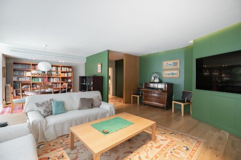 3 bedrooms apartment for sale in Barcelona, Catalonia, Spain № 1493 - photo 3