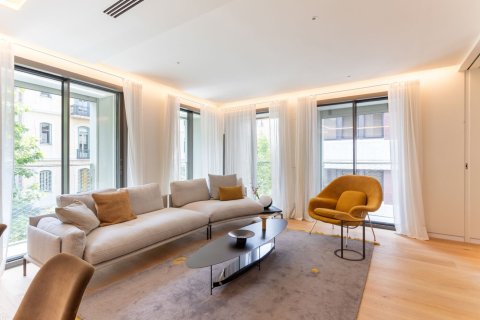 apartment for sale in Barcelona, Catalonia, Spain № 1491 - photo 3