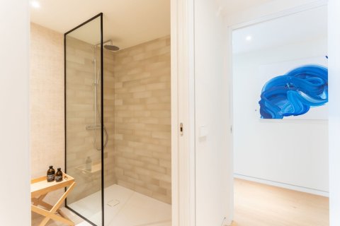 apartment for sale in Barcelona, Catalonia, Spain № 1491 - photo 14