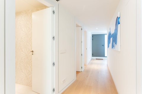 apartment for sale in Barcelona, Catalonia, Spain № 1491 - photo 17