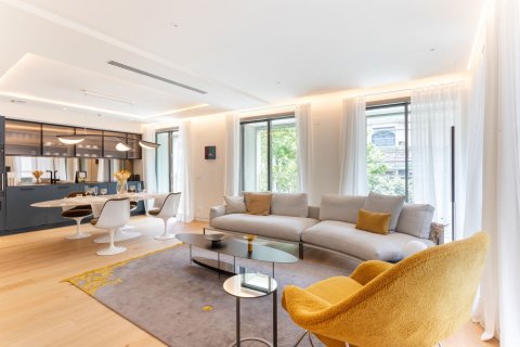 apartment for sale in Barcelona, Catalonia, Spain № 1491 - photo 4