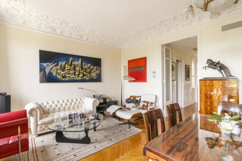 4 bedrooms apartment for sale in Barcelona, Catalonia, Spain № 1490 - photo 3