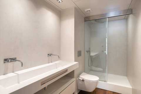 Купить квартиру в Барселона, Испания с 3 комнаты, № 1492 - фото 15