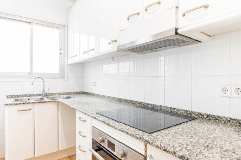 Apartamento de 3 dormitorios en venta en Sant Cugat del Vallès, Barcelona, Cataluña, Spain № 1488 - foto 13