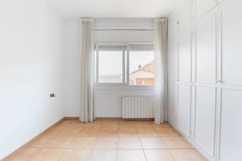 Apartamento de 3 dormitorios en venta en Sant Cugat del Vallès, Barcelona, Cataluña, Spain № 1488 - foto 18