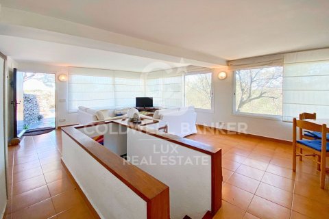 Сasa de 12 dormitorios en venta en Cadaqués, Gerona, Cataluña, Spain № 5934 - foto 24