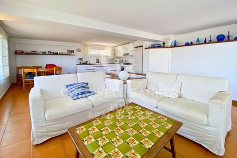 Сasa de 12 dormitorios en venta en Cadaqués, Gerona, Cataluña, Spain № 5934 - foto 23