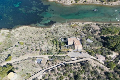 Сasa de 12 dormitorios en venta en Cadaqués, Gerona, Cataluña, Spain № 5934 - foto 2
