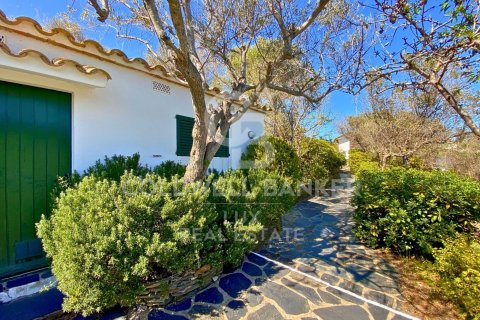 Сasa de 12 dormitorios en venta en Cadaqués, Gerona, Cataluña, Spain № 5934 - foto 22
