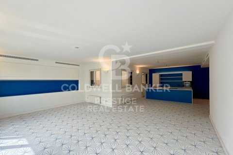 2 bedrooms apartment for sale in Barcelona, Catalonia, Spain № 5932 - photo 3