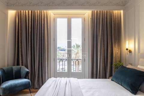 4 bedrooms apartment for sale in Barcelona, Catalonia, Spain № 4336 - photo 9
