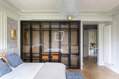 4 bedrooms apartment for sale in Barcelona, Catalonia, Spain № 4336 - photo 16