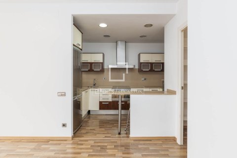 2 bedrooms apartment for sale in Barcelona, Catalonia, Spain № 6374 - photo 12