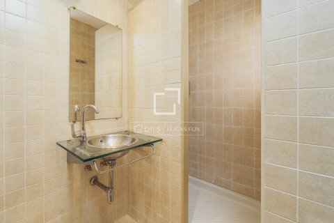 2 bedrooms apartment for sale in Barcelona, Catalonia, Spain № 6374 - photo 22