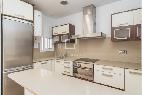 2 bedrooms apartment for sale in Barcelona, Catalonia, Spain № 6374 - photo 14