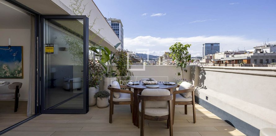 2 bedrooms penthouse for sale in Barcelona, Catalonia, Spain № 4414
