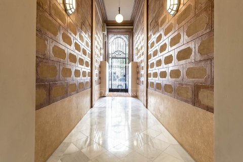 2 bedrooms penthouse for sale in Barcelona, Catalonia, Spain № 4414 - photo 2