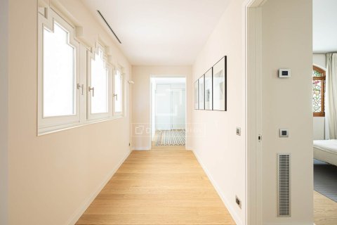 3 bedrooms apartment for sale in Barcelona, Catalonia, Spain № 4412 - photo 23