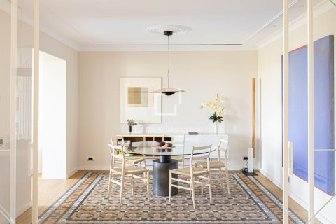 3 bedrooms apartment for sale in Barcelona, Catalonia, Spain № 4412 - photo 13