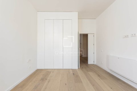 Ático de 3 dormitorios en venta en Barcelona, Cataluña, Spain № 4413 - foto 21