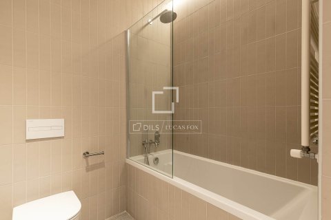 Ático de 3 dormitorios en venta en Barcelona, Cataluña, Spain № 4413 - foto 29