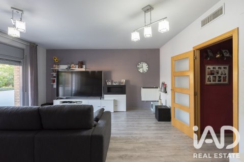 3 bedrooms duplex for sale in Cornella De Llobregat, Barcelona, Catalonia, Spain № 8459 - photo 3