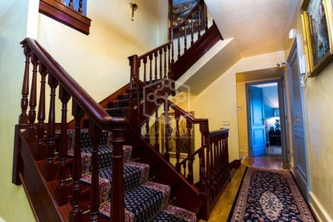 Villa de 6 dormitorios en venta en Gavà, Barcelona, Cataluña, Spain № 1006 - foto 26