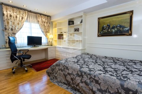 Villa de 6 dormitorios en venta en Gavà, Barcelona, Cataluña, Spain № 1006 - foto 19