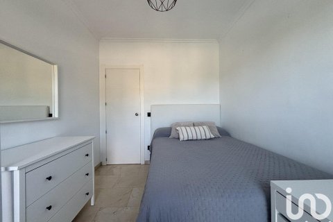 Сasa de 4 dormitorios en venta en Calella, Barcelona, Cataluña, Spain № 4798 - foto 15