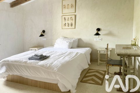 4 bedrooms villa for sale in Llorenc Del Penedes, Tarragona, Catalonia, Spain № 7445 - photo 8