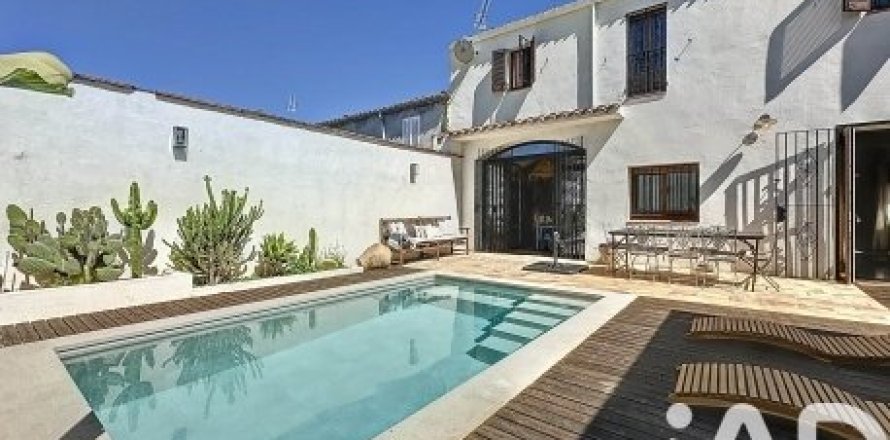 4 chambres villa à vendre à Llorenc Del Penedes, Tarragona, Catalonia, Spain № 7445