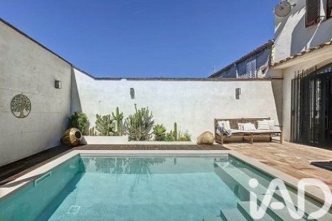 4 bedrooms villa for sale in Llorenc Del Penedes, Tarragona, Catalonia, Spain № 7445 - photo 25